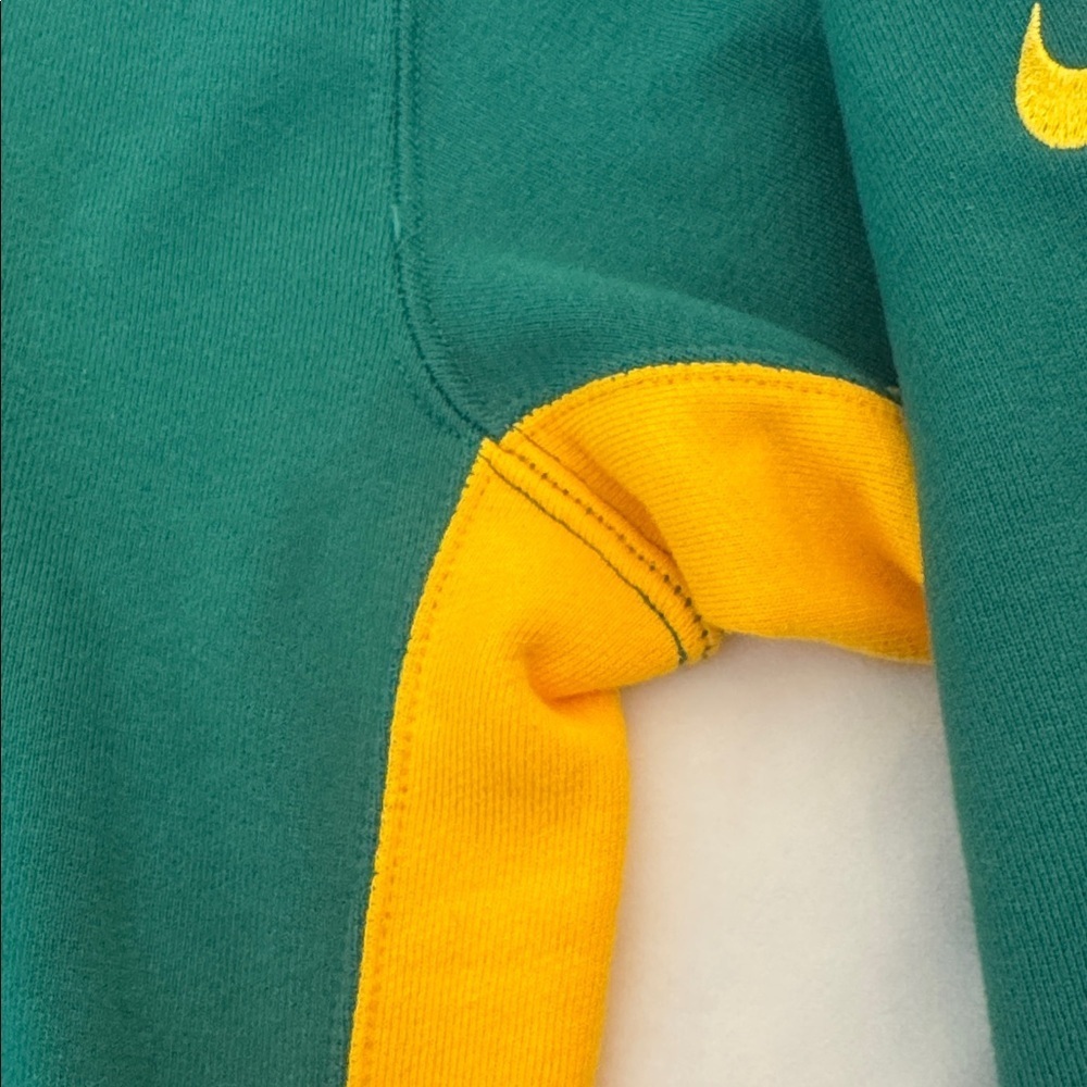 EUC! Nike Boston Celtics City Earned Edition Courtside Hoodie, sz S - Picture 4 of 10